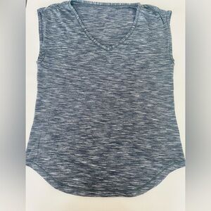 LULULEMON sweat times short sleeve 4 lightweight gray Vneck